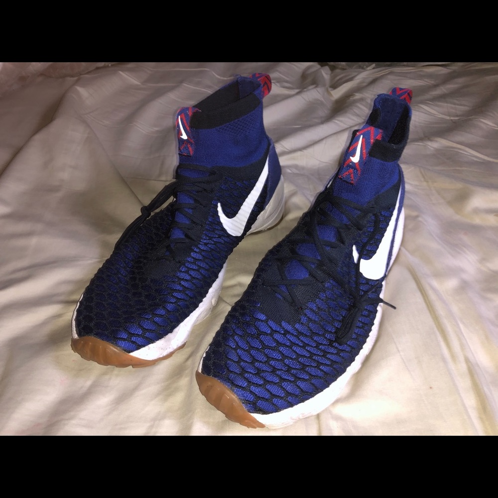 Nike shoes! Only worn a few times!